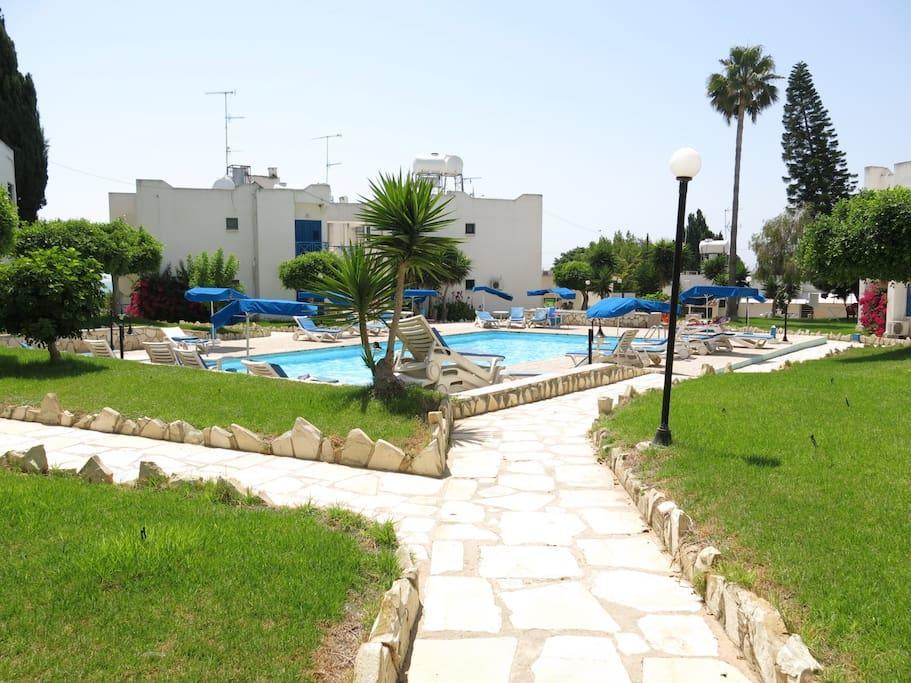 Dhekelia Diamond Apartment Larnaca Exterior photo