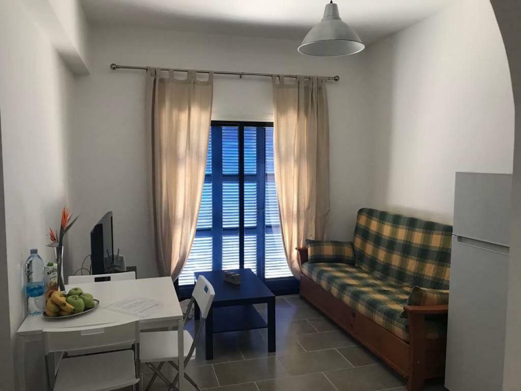 Dhekelia Diamond Apartment Larnaca Exterior photo
